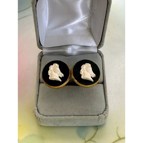 Vintage MCM Mens Cufflinks Porcelain Horse Head Bust - Picture 1 of 12
